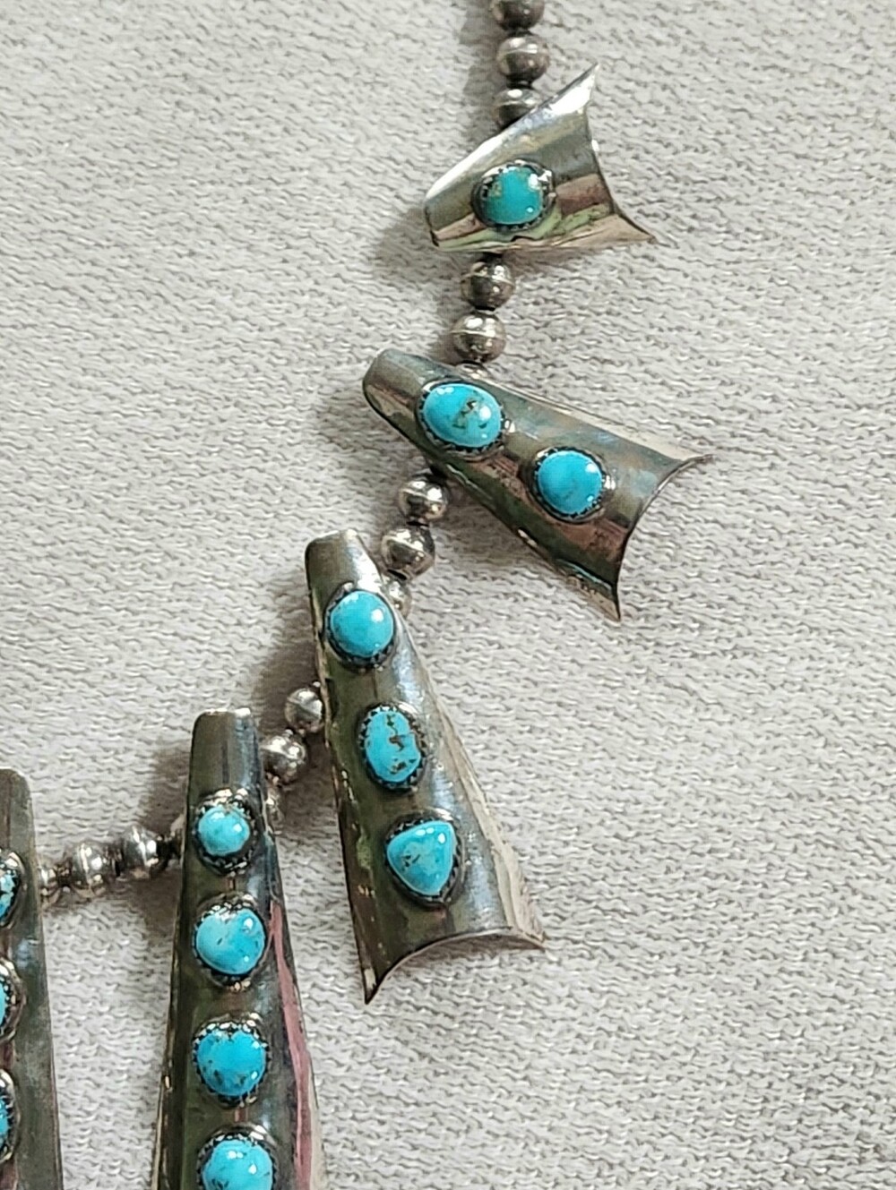 SIGNED ML NAVAJO STERLING SILVER AND TURQUOISE STATION NECKLACE - Picture 6 of 12